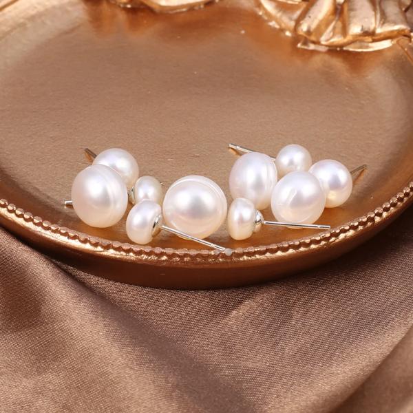 材料: 天然淡水真珠 Shape: パンの形色: 白 数量: 2個 ビーズサイズ: 6-7mm、7-8mm、8-9mm、9-10mm、10-11mm ジュエリータイプ1:チャームブレスレット、アクセサ