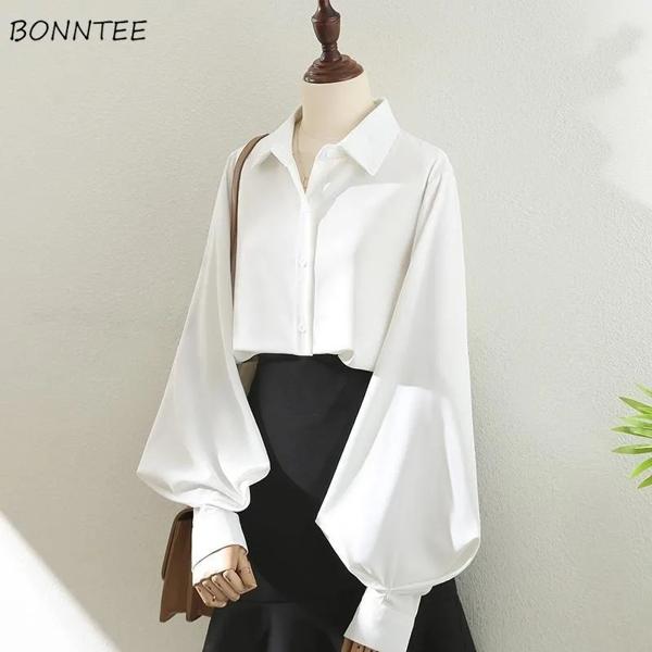 Hignに関係する化学物質:なし 服パターン:LOOSE ドレスパターン:オープンステッチ 季節:Autumn/Winter 発行日:秋2023 ファブリックコンテンツ:51% (包括的)-70% (